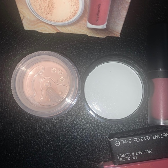 Makeup bundle - Picture 4 of 11